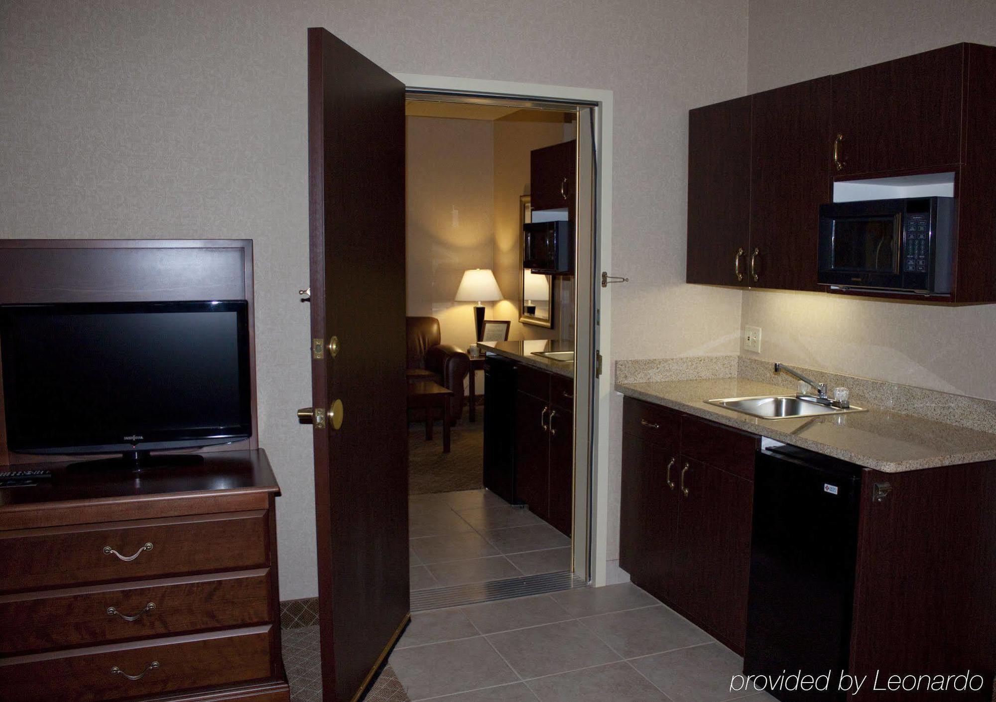 Wingate By Wyndham Mentor Oh Hotel Room photo